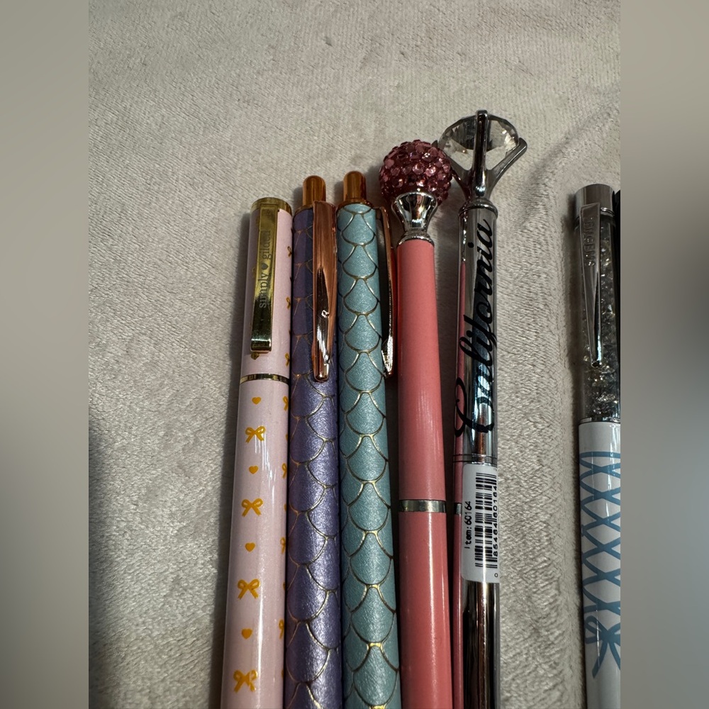 Assorted Decorative Pens Set - Picture 3 of 8